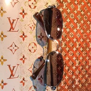 Louis Vuitton Vintage Unisex Sunglasses. Z0039U